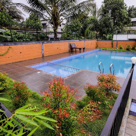 Sky Blue Homestay With Pool Vythiri Exteriér fotografie