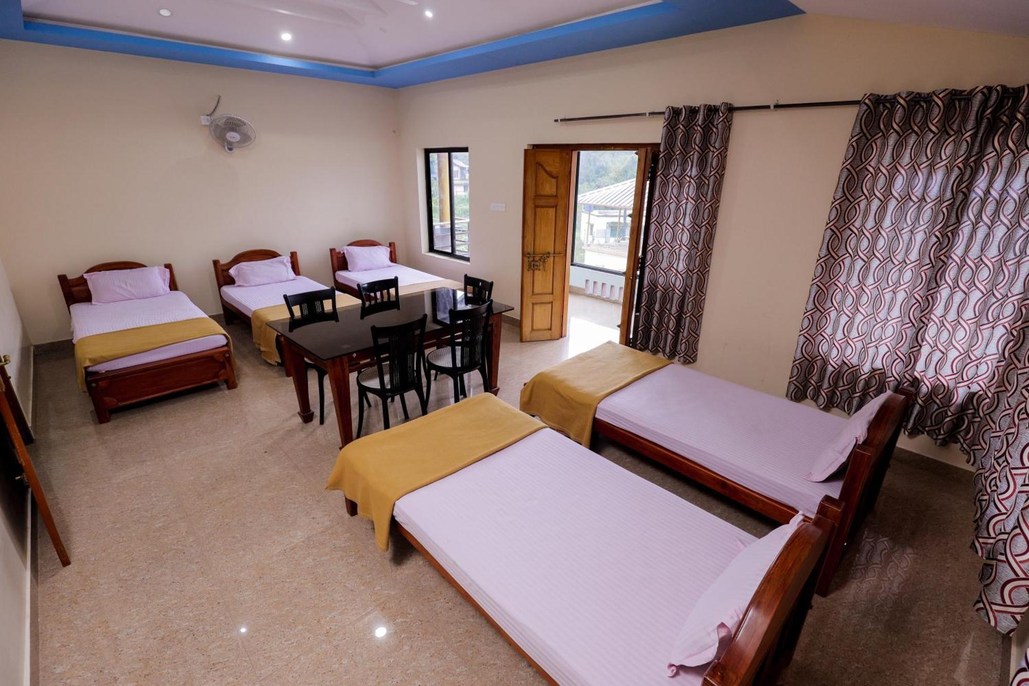 Sky Blue Homestay With Pool Vythiri Exteriér fotografie