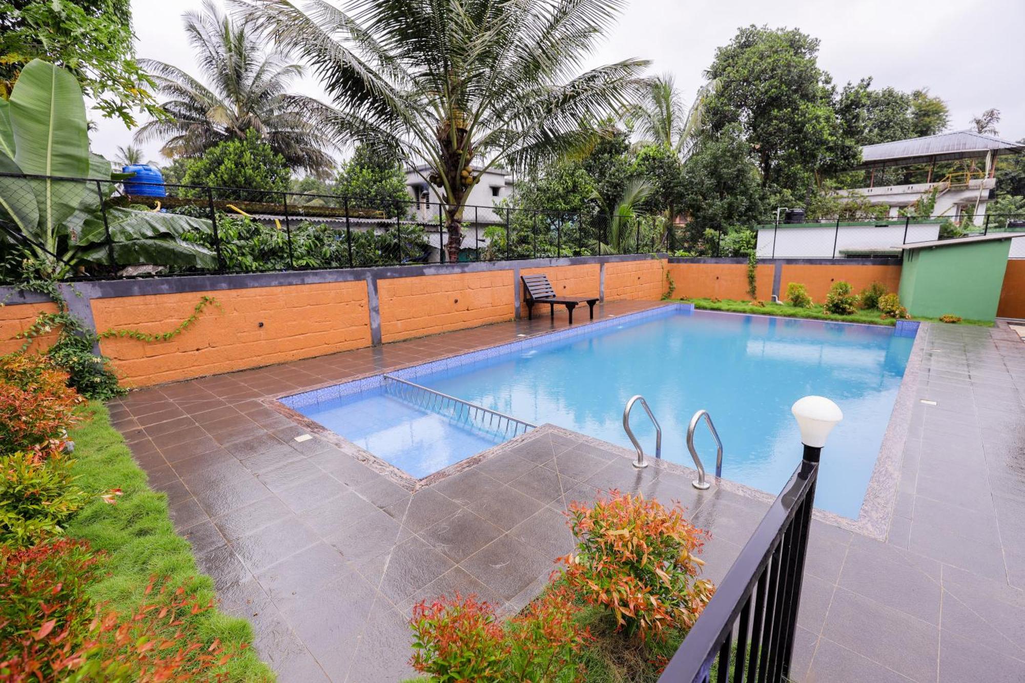 Sky Blue Homestay With Pool Vythiri Exteriér fotografie