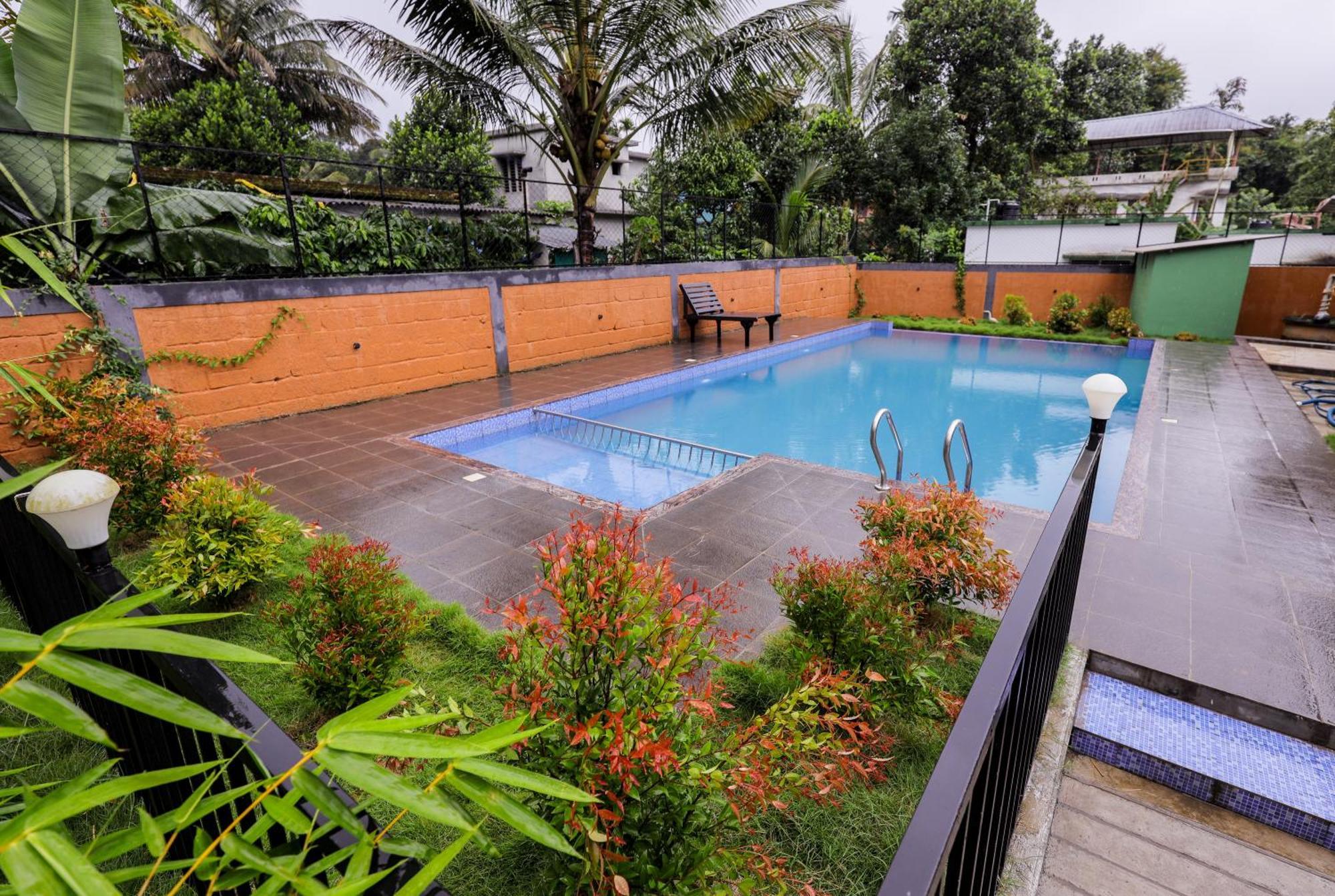 Sky Blue Homestay With Pool Vythiri Exteriér fotografie